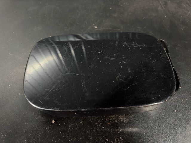 bontott MERCEDES-BENZ C-CLASS Tankajtó