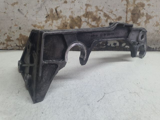 bontott MERCEDES-BENZ C-CLASS Tartó Bak