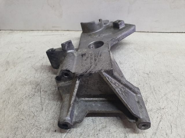 bontott MERCEDES-BENZ C-CLASS Tartó Bak