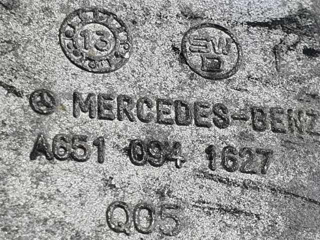 bontott MERCEDES-BENZ C-CLASS Tartó Bak