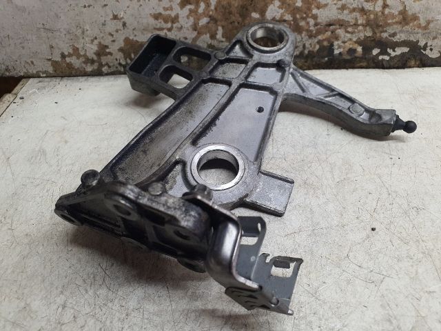 bontott MERCEDES-BENZ C-CLASS Tartó Bak