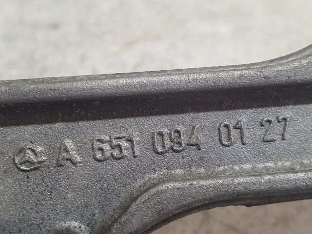 bontott MERCEDES-BENZ C-CLASS Tartó Bak