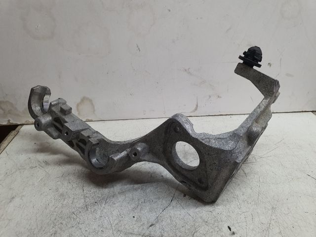 bontott MERCEDES-BENZ C-CLASS Tartó Bak