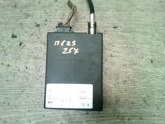 bontott MERCEDES-BENZ C-CLASS Telefon Elektronika