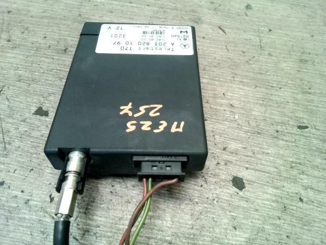 bontott MERCEDES-BENZ C-CLASS Telefon Elektronika