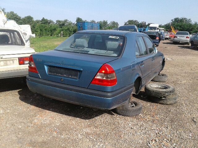 bontott MERCEDES-BENZ C-CLASS Tető