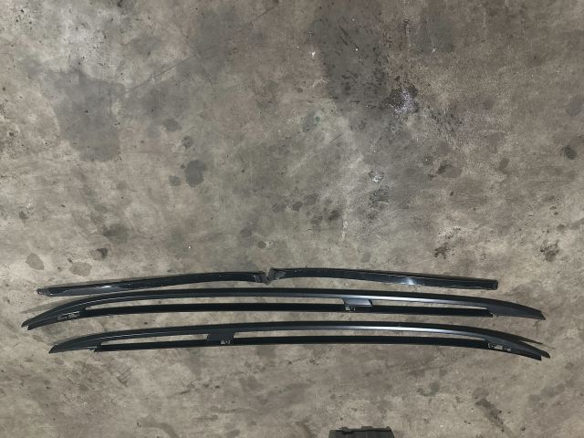 bontott MERCEDES-BENZ C-CLASS Tetősín Pár