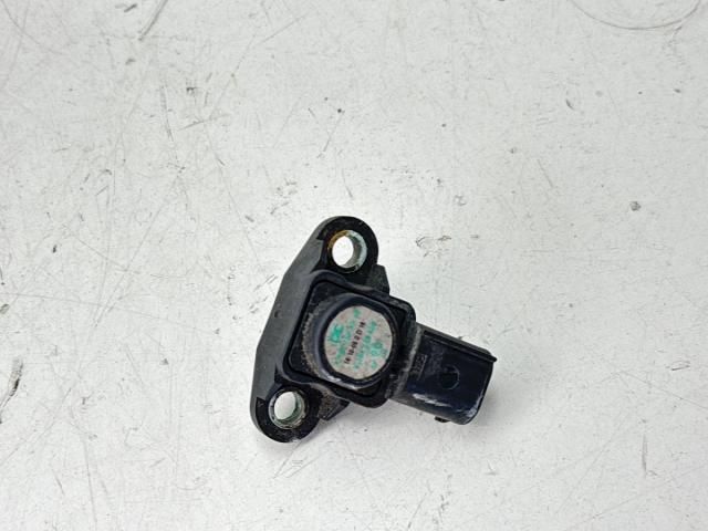 bontott MERCEDES-BENZ C-CLASS Töltőnyomás Érzékelő