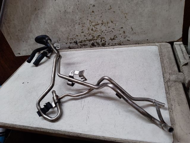 bontott MERCEDES-BENZ C-CLASS Üzemanyagcső