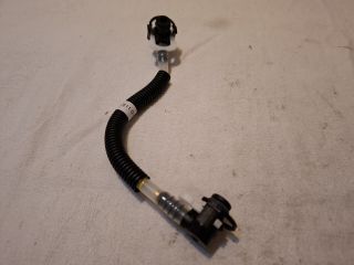 bontott MERCEDES-BENZ C-CLASS Üzemanyagcső