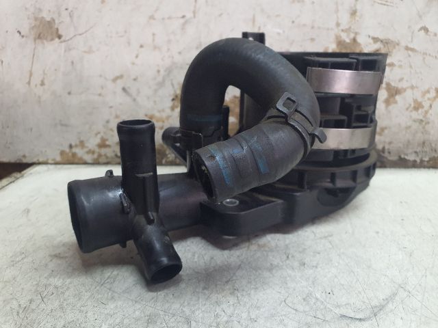 bontott MERCEDES-BENZ C-CLASS Üzemanyagszűrő Ház