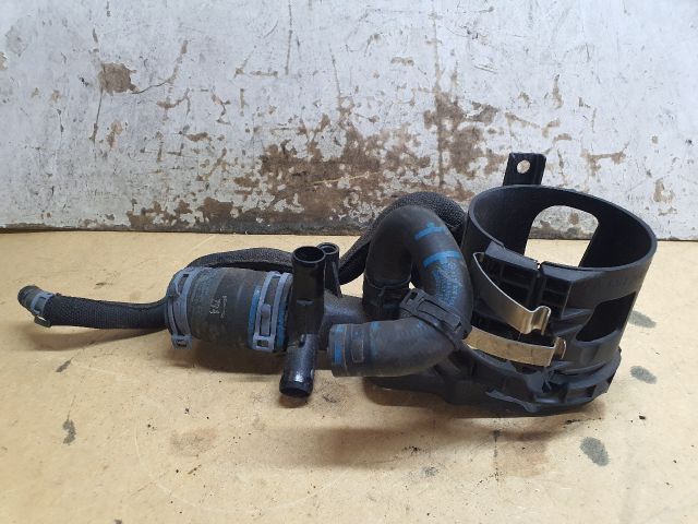 bontott MERCEDES-BENZ C-CLASS Üzemanyagszűrő Ház