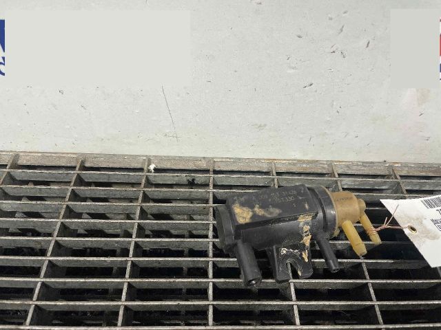 bontott MERCEDES-BENZ C-CLASS Vákum Szelep