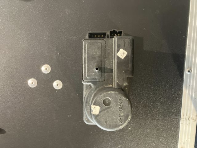 bontott MERCEDES-BENZ C-CLASS Vákumpumpa