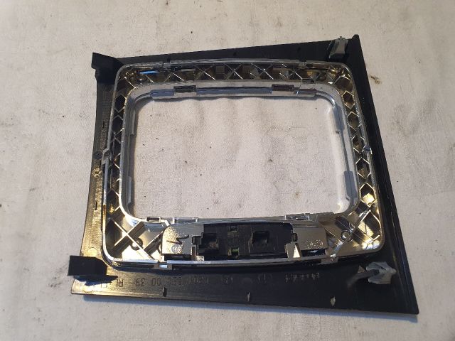 bontott MERCEDES-BENZ C-CLASS Váltókar Keret