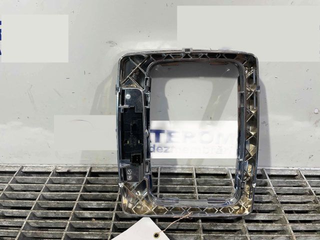 bontott MERCEDES-BENZ C-CLASS Váltókar Keret