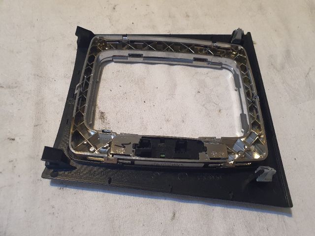 bontott MERCEDES-BENZ C-CLASS Váltókar Keret