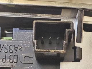 bontott MERCEDES-BENZ C-CLASS Váltószoknya Rögzítő Keret