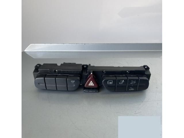 bontott MERCEDES-BENZ C-CLASS Vészvillogó Kapcsoló