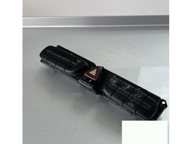 bontott MERCEDES-BENZ C-CLASS Vészvillogó Kapcsoló