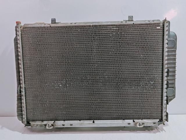 bontott MERCEDES-BENZ C-CLASS Vízhűtő Radiátor Tartó