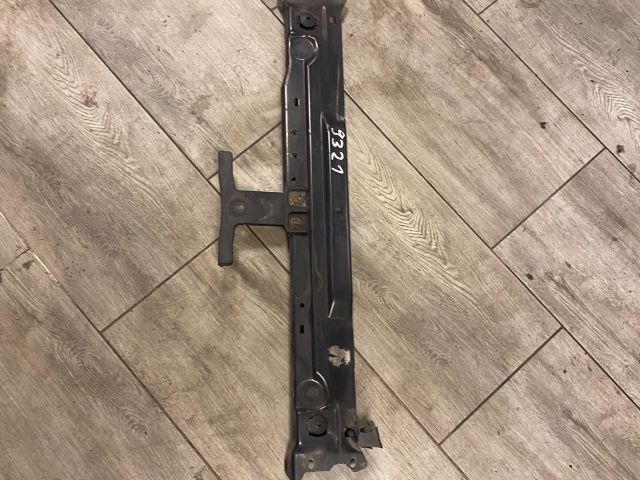 bontott MERCEDES-BENZ C-CLASS Vízhűtő Radiátor Tartó