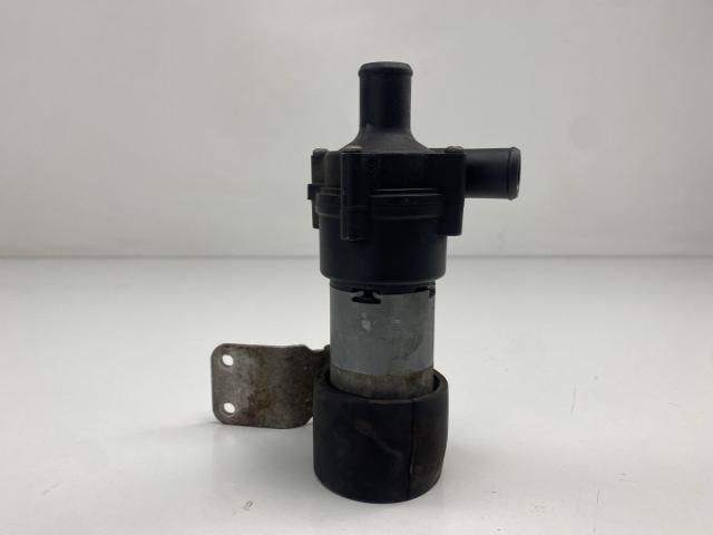 bontott MERCEDES-BENZ C-CLASS Vízpumpa