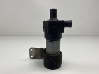 bontott MERCEDES-BENZ C-CLASS Vízpumpa