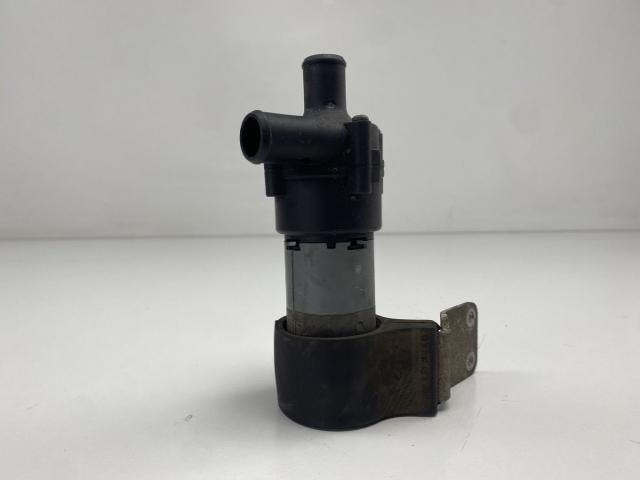 bontott MERCEDES-BENZ C-CLASS Vízpumpa