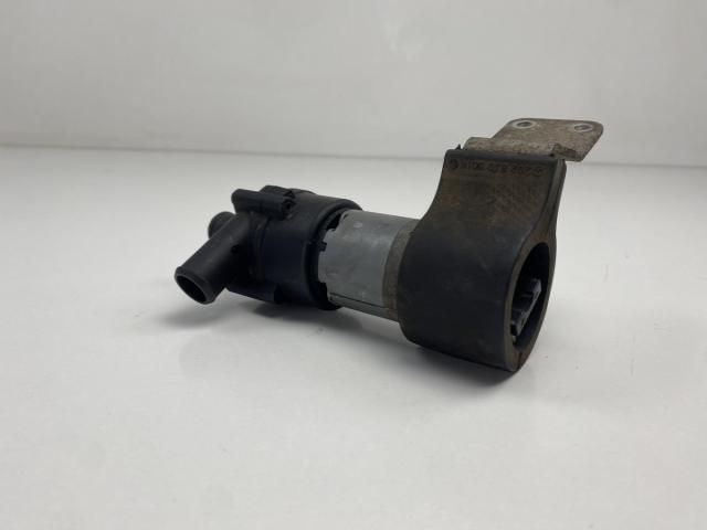 bontott MERCEDES-BENZ C-CLASS Vízpumpa