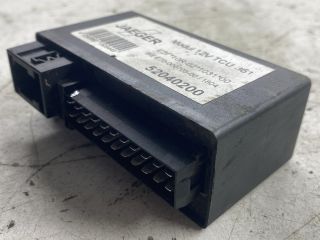 bontott MERCEDES-BENZ C-CLASS Vonóhorog Elektronika