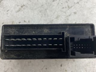 bontott MERCEDES-BENZ C-CLASS Vonóhorog Elektronika