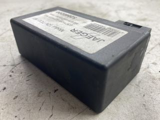 bontott MERCEDES-BENZ C-CLASS Vonóhorog Elektronika