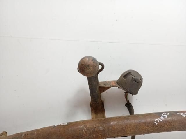 bontott MERCEDES-BENZ C-CLASS Vonóhorog