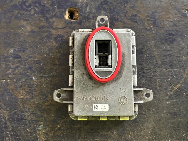 bontott MERCEDES-BENZ C-CLASS Xenon Trafó