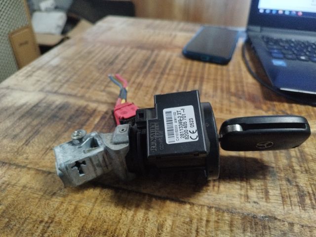 bontott MERCEDES-BENZ CITAN Gyújtáskapcsoló Házzal