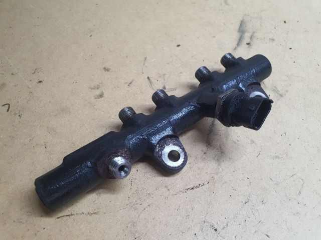 bontott MERCEDES-BENZ CITAN Közösnyomócső