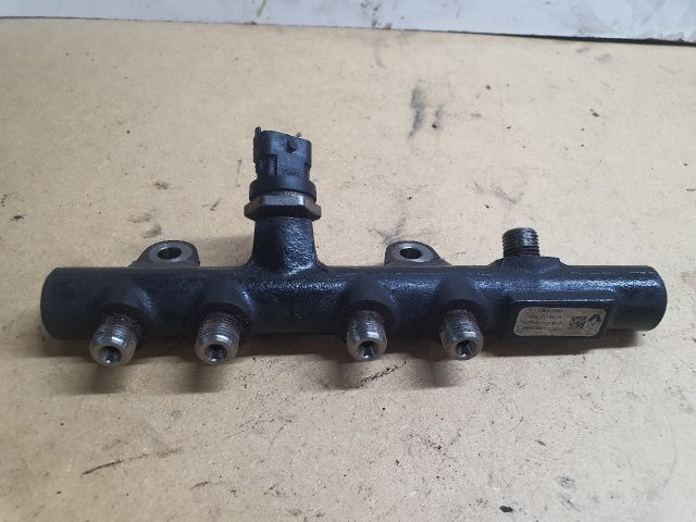 bontott MERCEDES-BENZ CITAN Közösnyomócső