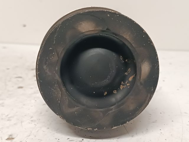 bontott MERCEDES-BENZ CITAN Dugattyú és Hajtókar