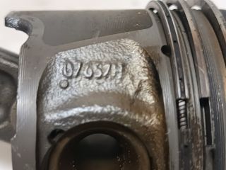 bontott MERCEDES-BENZ CITAN Dugattyú és Hajtókar