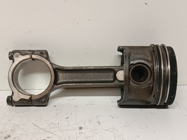 bontott MERCEDES-BENZ CITAN Dugattyú és Hajtókar