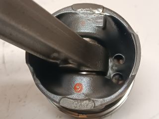 bontott MERCEDES-BENZ CITAN Dugattyú és Hajtókar