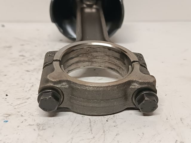 bontott MERCEDES-BENZ CITAN Dugattyú és Hajtókar