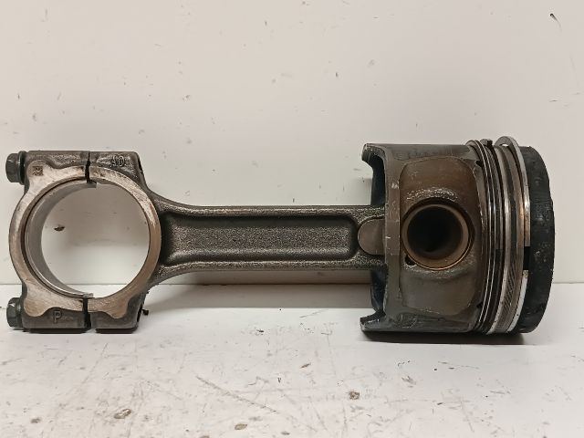 bontott MERCEDES-BENZ CITAN Dugattyú és Hajtókar