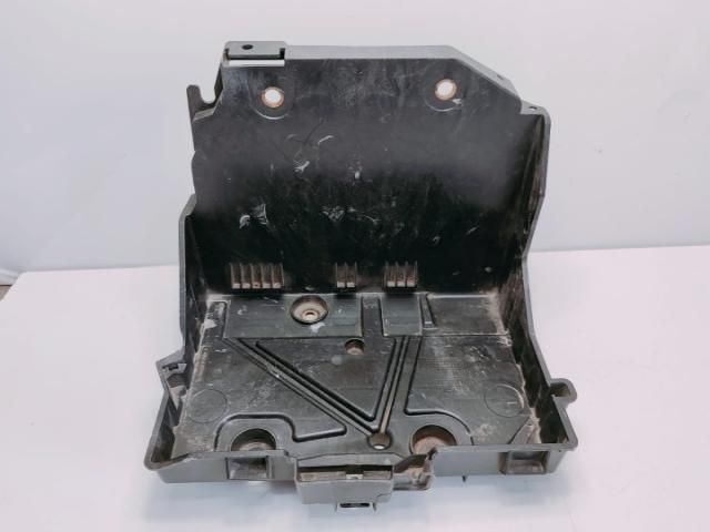 bontott MERCEDES-BENZ CITAN Akkumulátor Tartó