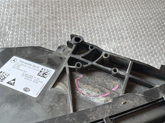 bontott MERCEDES-BENZ CITAN Jobb Fényszóró