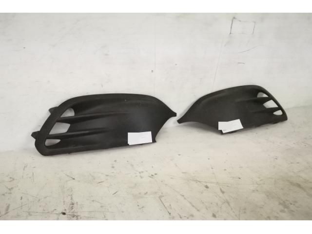 bontott MERCEDES-BENZ CITAN Jobb Ködlámpa Rács