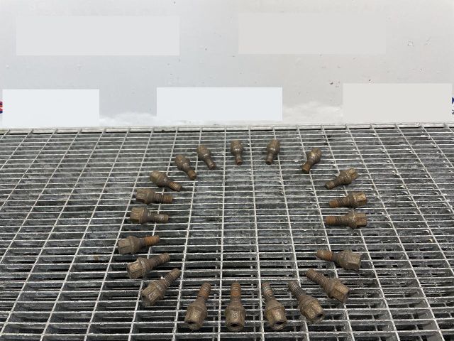 bontott MERCEDES-BENZ CITAN Kerék Csavar Szett