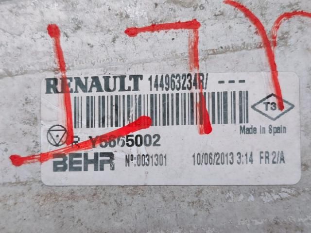 bontott MERCEDES-BENZ CITAN Vízhűtő Radiátor Tartó