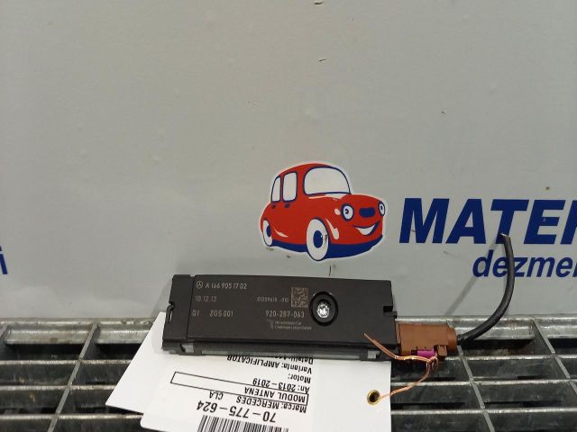 bontott MERCEDES-BENZ CLA Antenna Erősítő